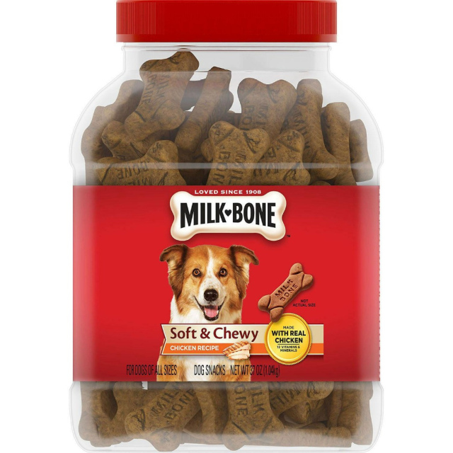 Milk-Bone Soft & Chewy Chicken Recipe Dog Snacks (37 oz.)